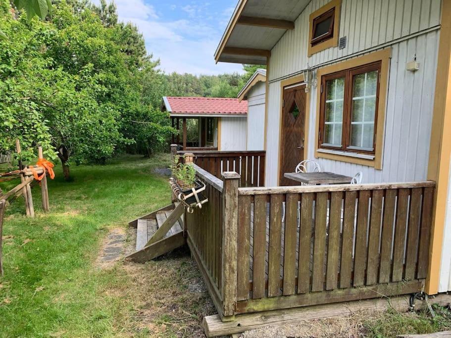 The Pink Cabin Tyfta Екстер'єр фото